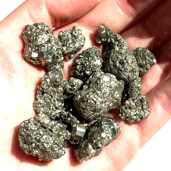 Pyrite Cluster small - 100g (8-15pc) Pyrite Cluster small - 100g (8-15pc)